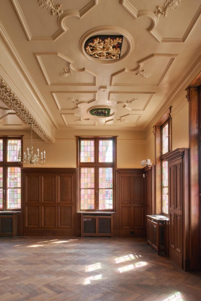 6 stadhuis Eeklo int